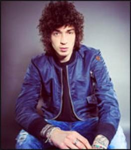 JULIAN PERRETTA