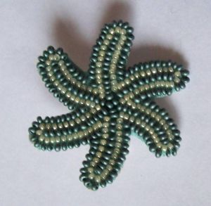 Karine HESSE - Broderie perlée de Lunéville
