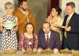 Les Uns chez les Autres, par le Théâtre de la Roële