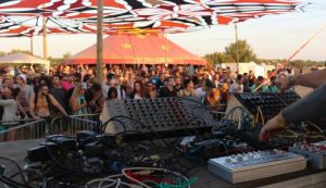 TOUTE UNE HISTOIRE #01 • FOCUS SUR LES MUSIQUES ELECTRONIQUES
