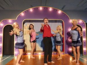 Adaptation déjanto-kitsch en comédie musicale façon Broadway de La Mégère apprivoisée