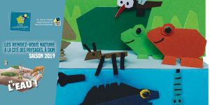 Viens créer un mini-paysage aquatique, avec ses animaux particuliers, en papiers de couleur découpés.