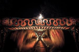 Ouroboros, théâtre forain par la Cie Titanos
