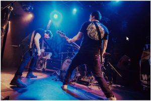 SUNLINER (Punk-Rock UK) + NKT + LAISSANT RAISON