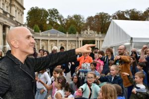 Showcase  Weepers Circus 